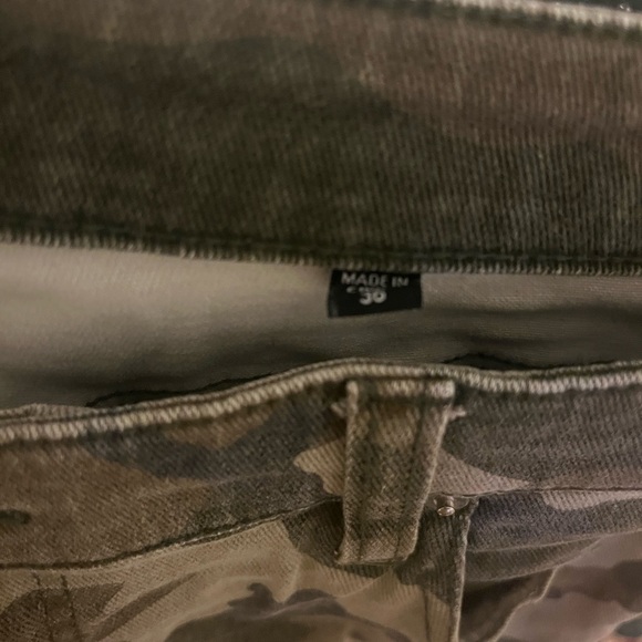 TheGoodlife from Fashionova size 36*32 - Picture 3 of 5